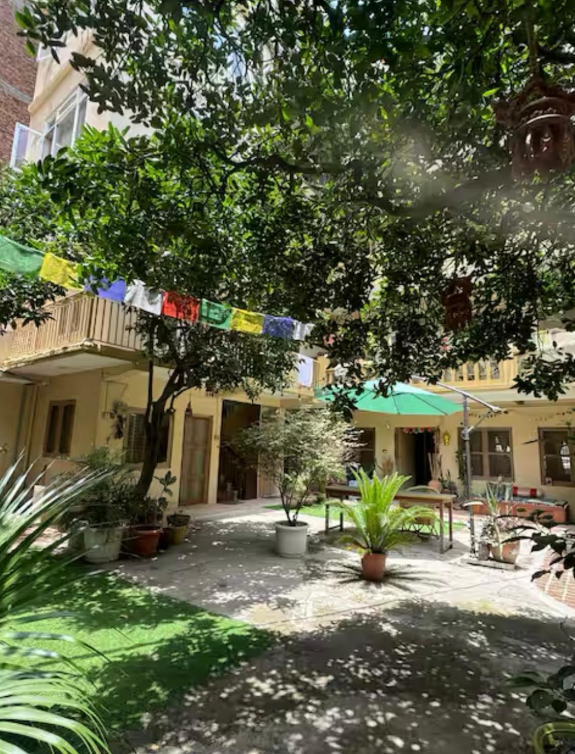The Melo Pomelo Courtyard. Apartment Kathmandu Exterior photo